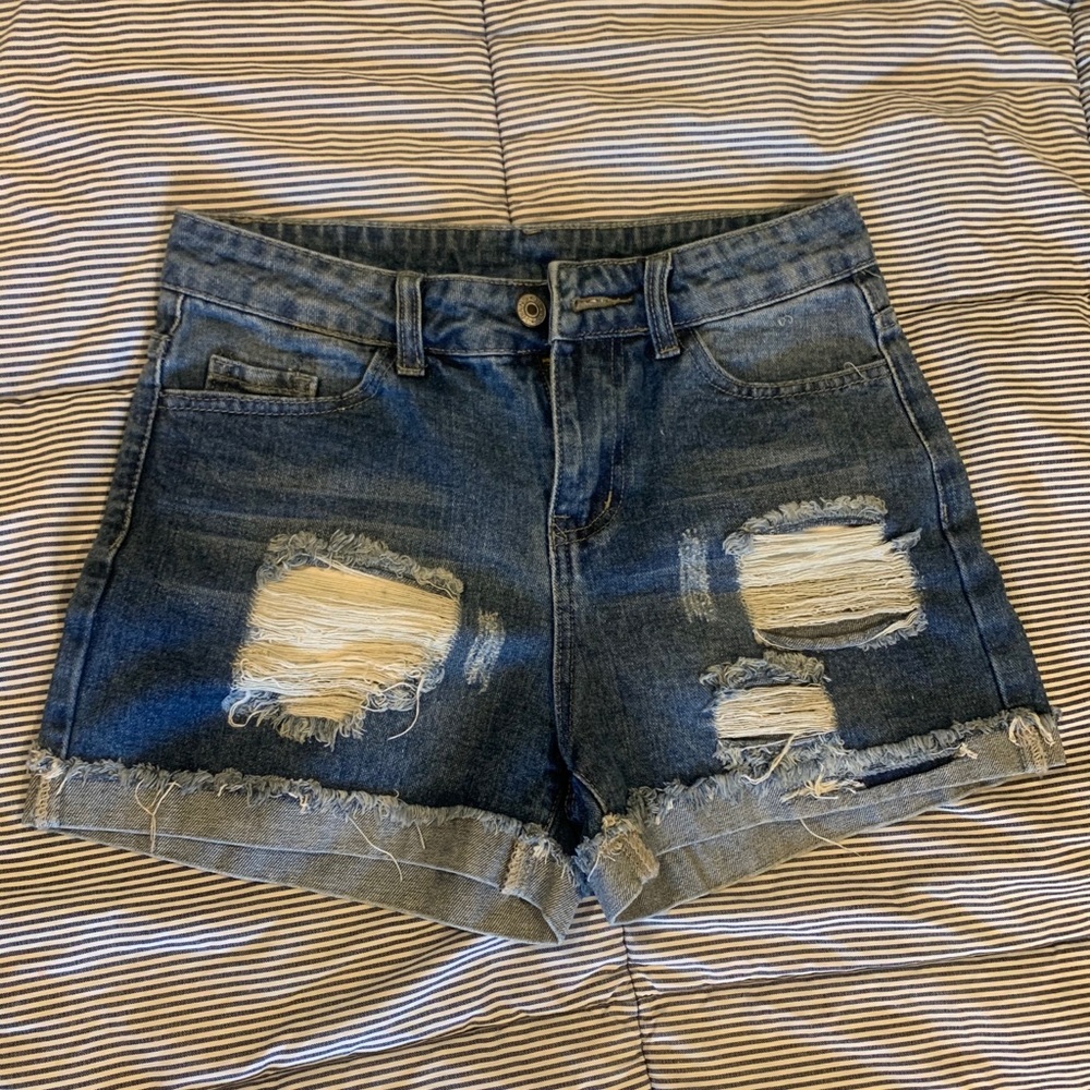 Regular Waist Solid Distressed Casual Jean Shorts